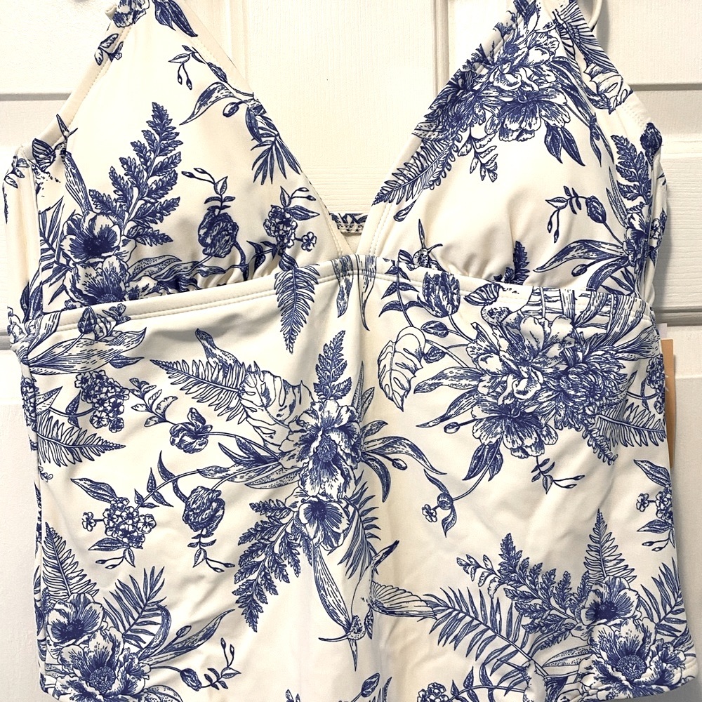 NWT Kona Sol swimsuit, one piece, size L (12-14), white/blue